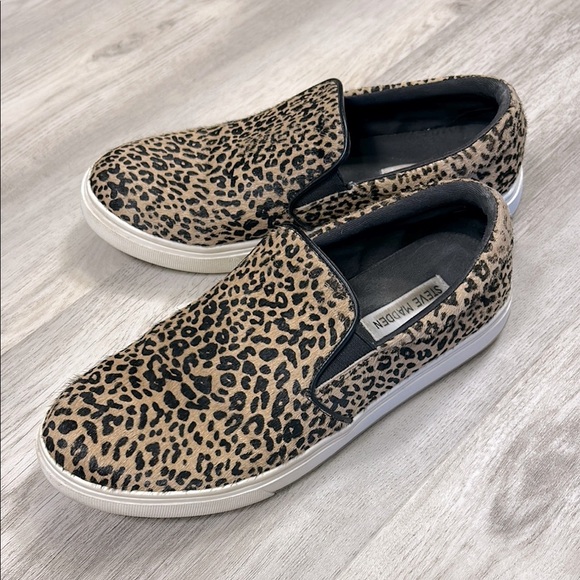 Steve Madden Coulter Cow Hair Animal Print Women’s Slip-On Casual Loafer Sneaker - Picture 1 of 14